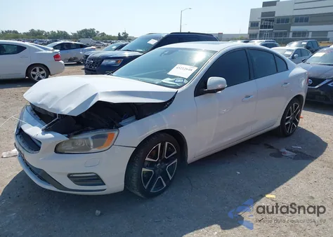 2018 Volvo S60 T5 Dynamic из США, поврежденный, VIN YV126MFLXJ2451548